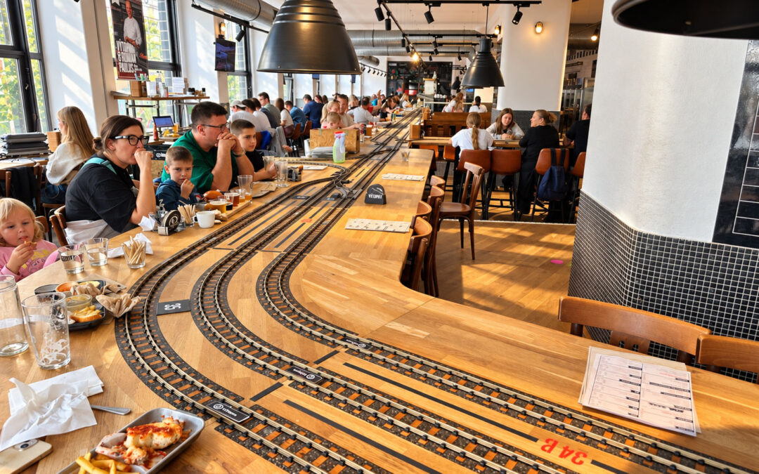Essen auf Schienen im Výtopna